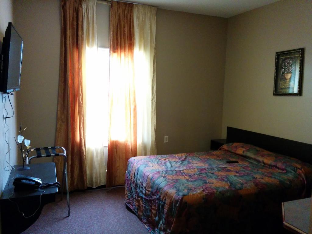 Bonnyville Hotel Ngoại thất bức ảnh