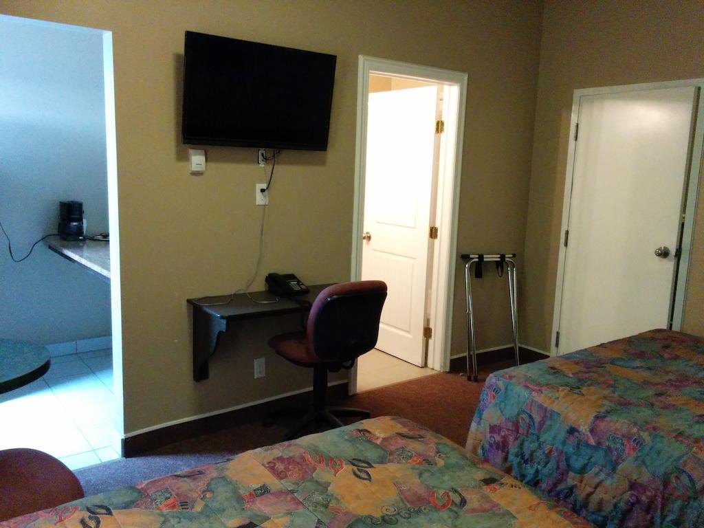 Bonnyville Hotel Ngoại thất bức ảnh