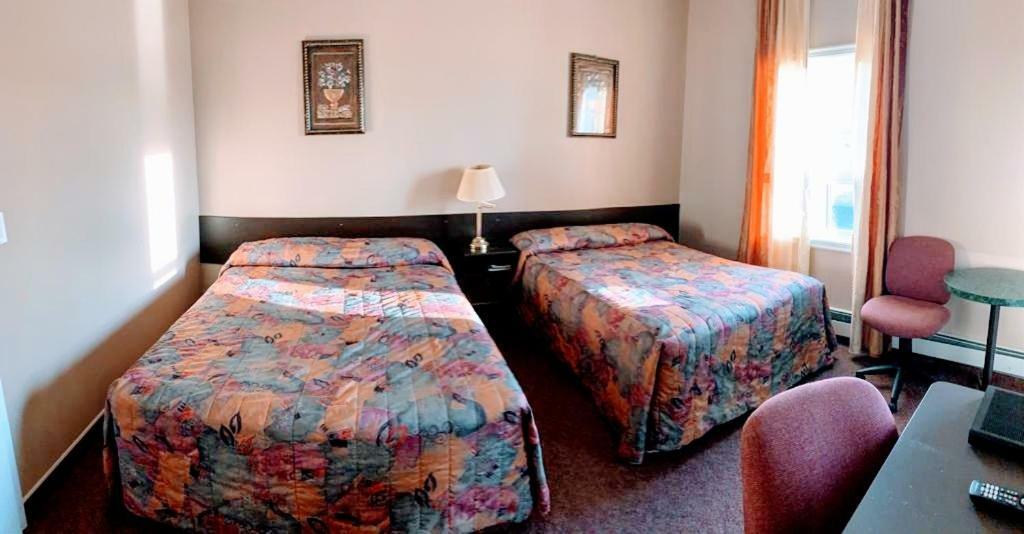 Bonnyville Hotel Ngoại thất bức ảnh